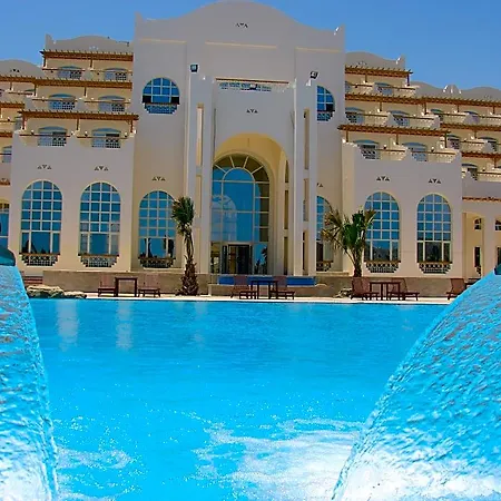 Royal Lagoons Resort & Aqua Park
