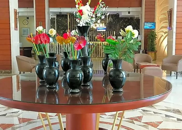 Hotel Royal Lagoons & Aqua Park Hurghada